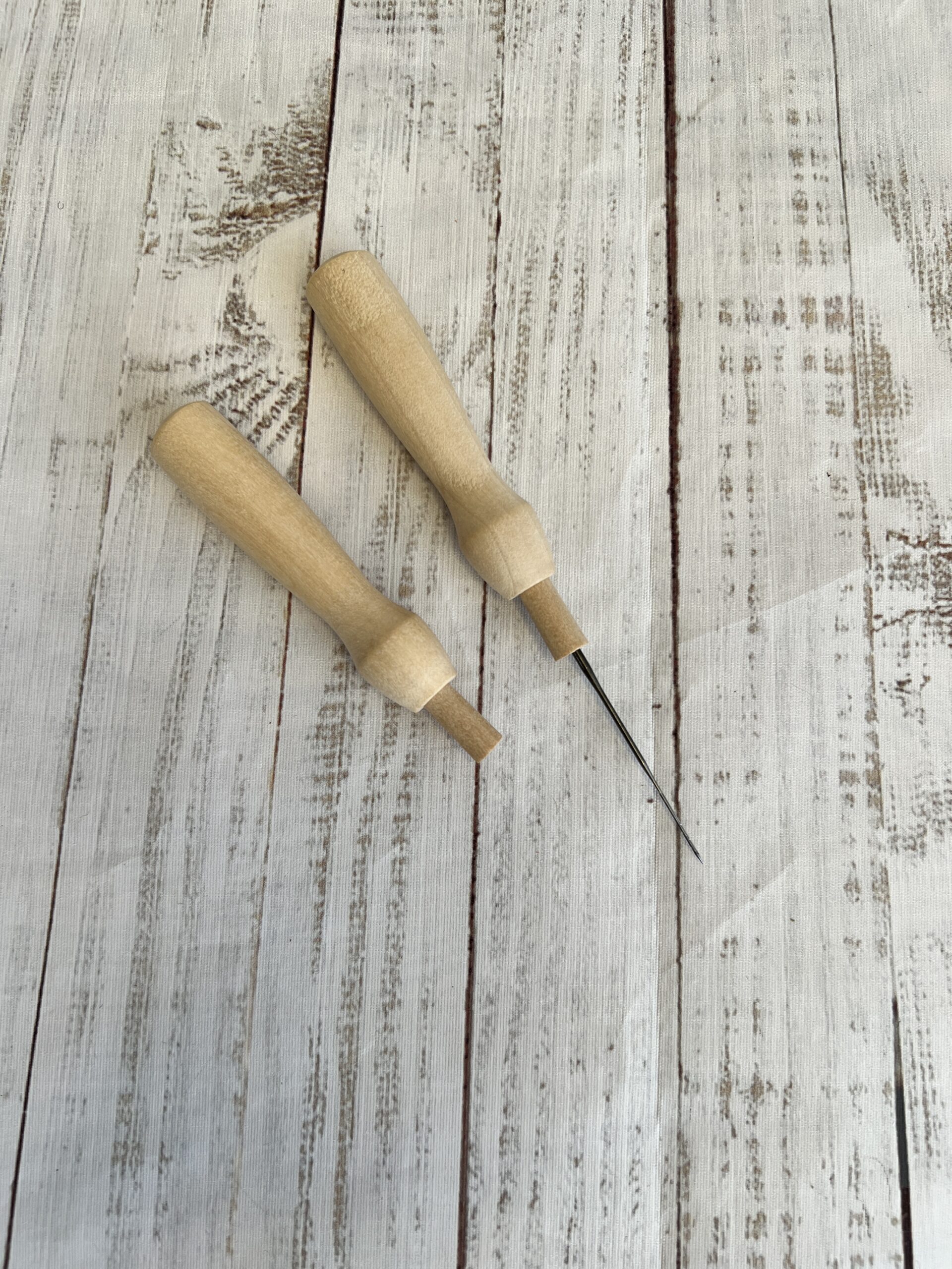 Filznadelhalter aus Holz