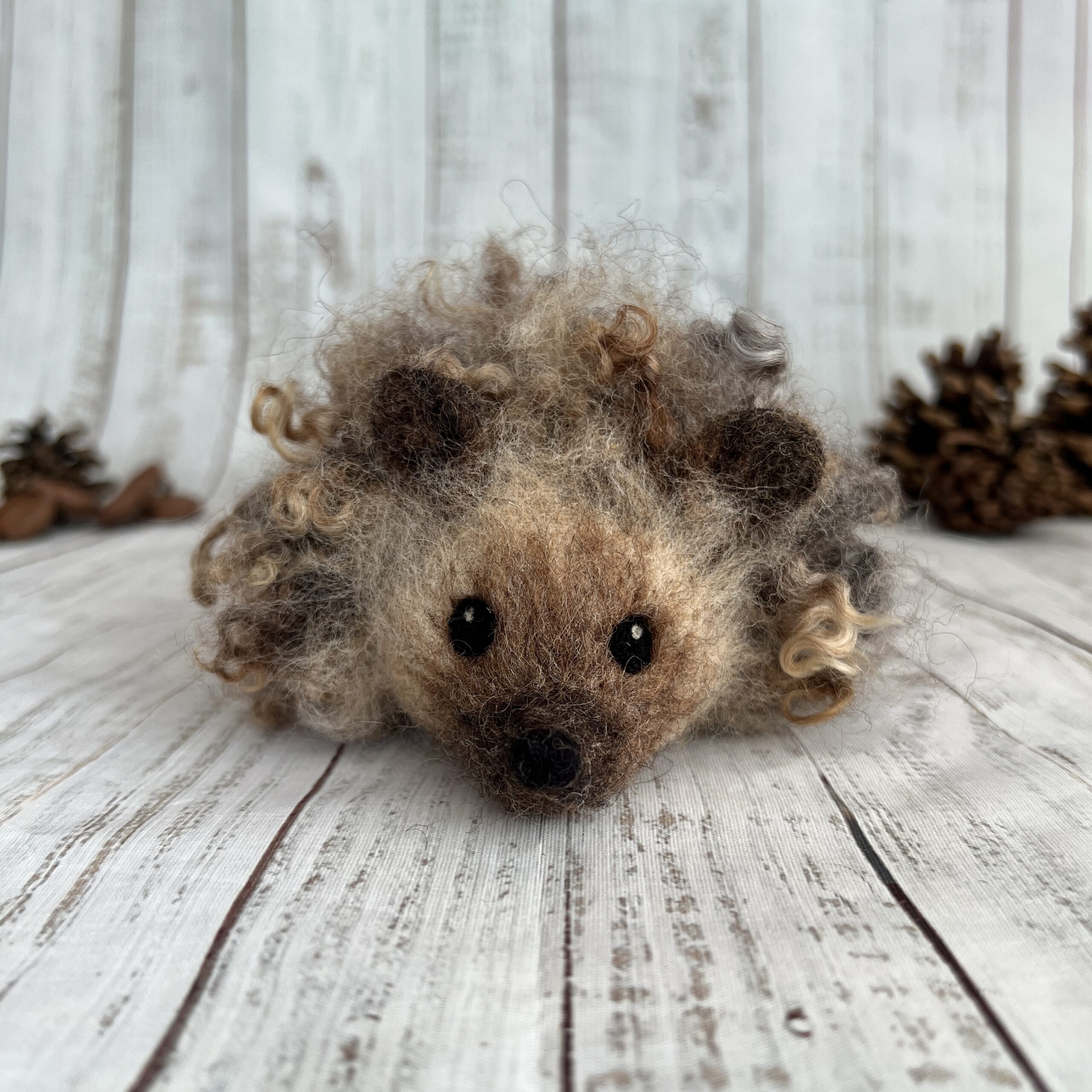 Filzkurs: Kuscheliger Igel (15. November 26 | 14:00-16:30) – Bild 3